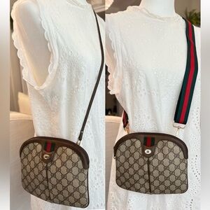 Authentic Vintage Gucci GG Monogram Supreme Sherry Web Ophidia Slingbag